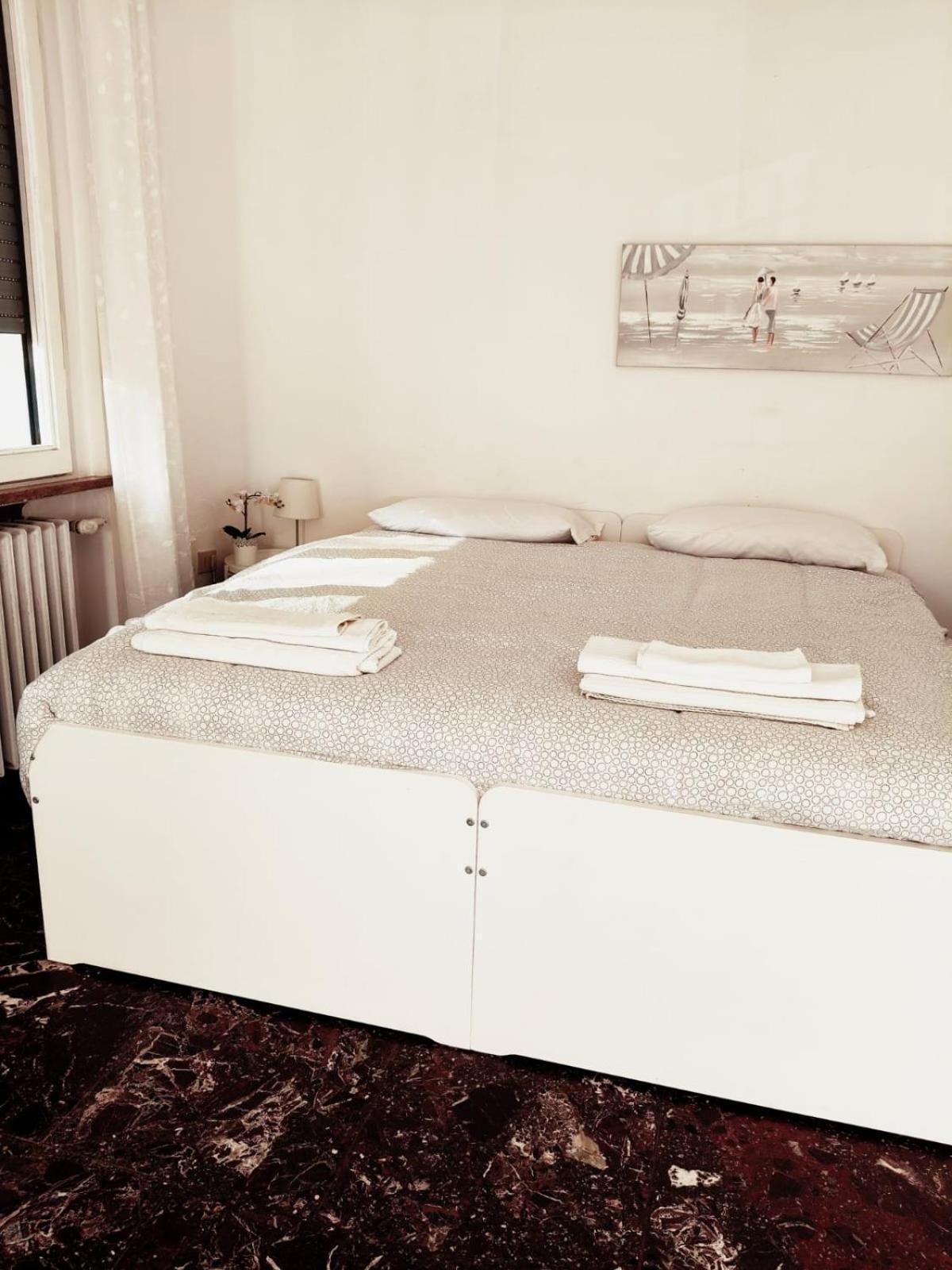 Hotel Residenza Chiara Forlì Esterno foto